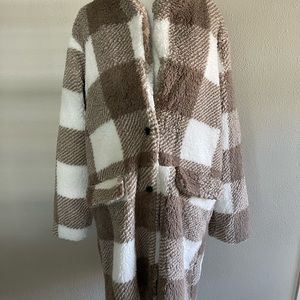 PRICE DROP  Kara‎ and Kate Long Lightweight Coat